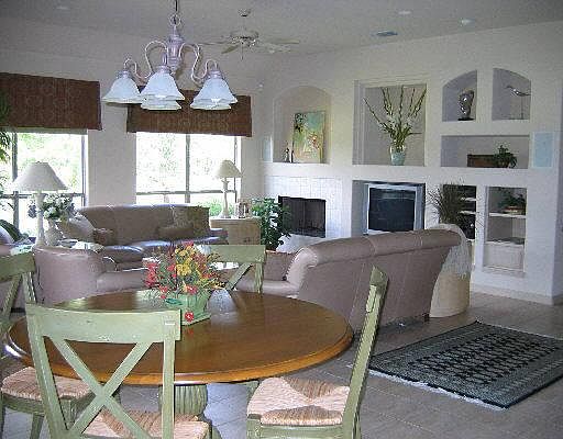 2nd image of 29718 FAIRWAY VISTA