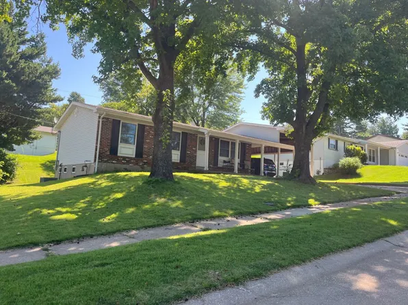 12761 Spanish Village Dr, Bridgeton, MO 63044