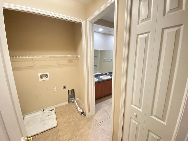 519 Terrace Spring Dr — Photo 24