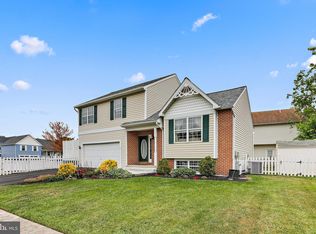 4 Oldfield Ct, Baltimore, MD 21220