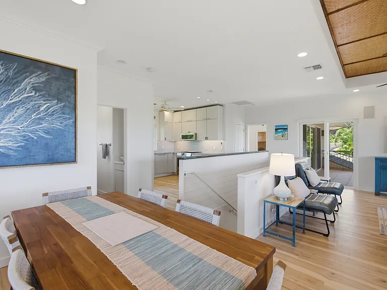 357 Kualono Pl — Photo 38