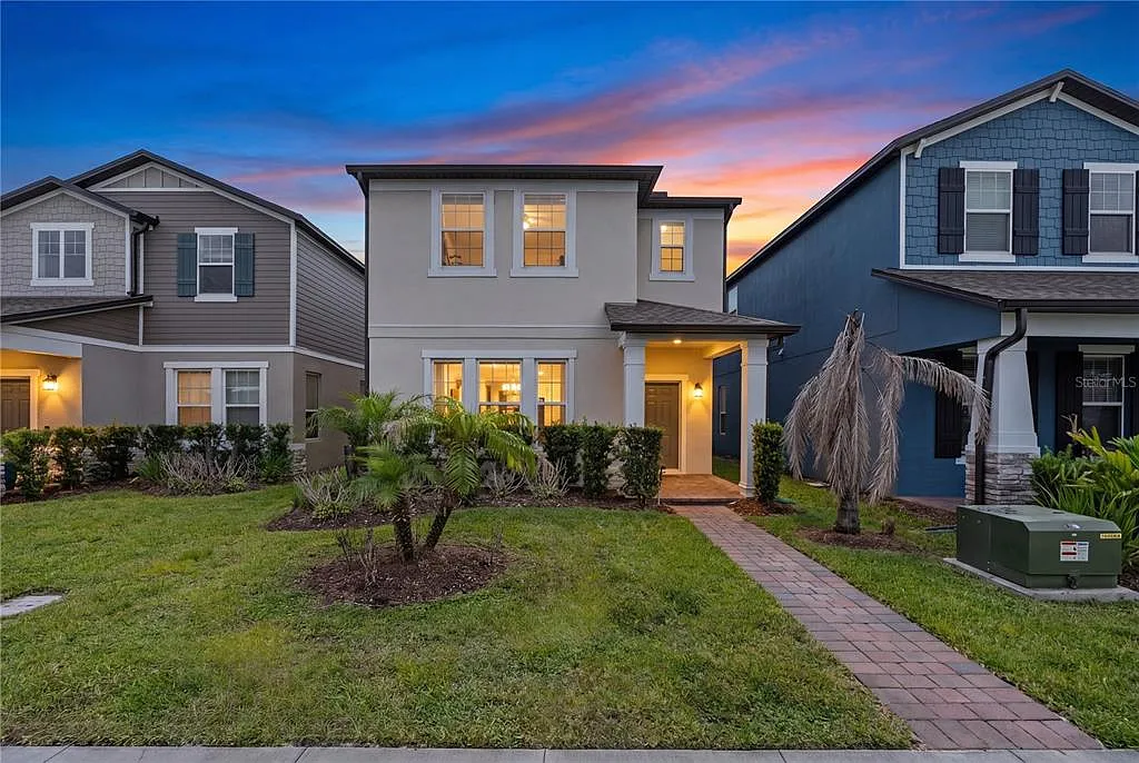 3 bed, 2.5 bath, 2322 sqft, $2,900 — Photo 1