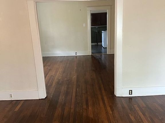 3rd image of 650 Stonewall St