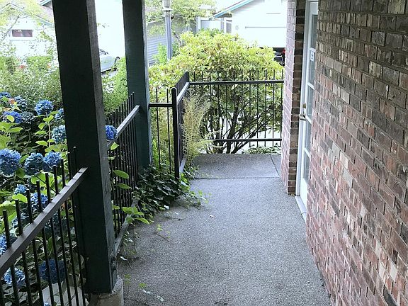 3rd image of 2153 NW Pacific Elm Dr #2153