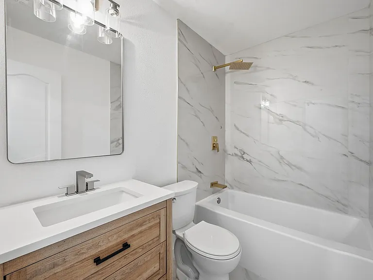 2216 Paige Ct — Photo 41