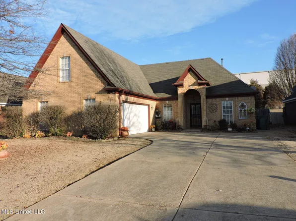 826 Clearview Cv, Southaven, MS 38672