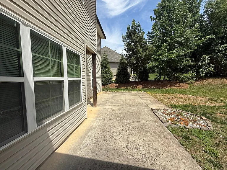 6982 Orchard Path Dr — Photo 20