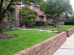 5530 Roxbury Ter, Indianapolis, IN 46226