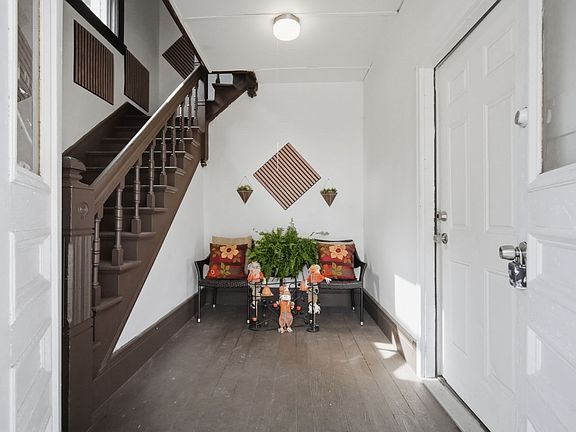 3rd image of 26 Hebron St
