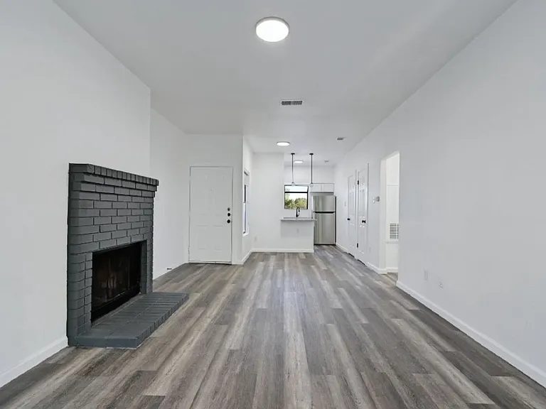9508 Kempler Dr #B — Photo 8
