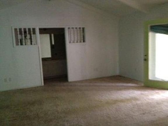5th image of 2809 Michael Ln
