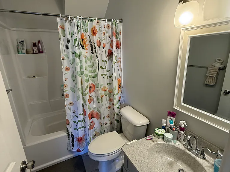 29 Creighton St #3 — Photo 9