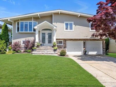 1751 John Street, Merrick, NY, 11566