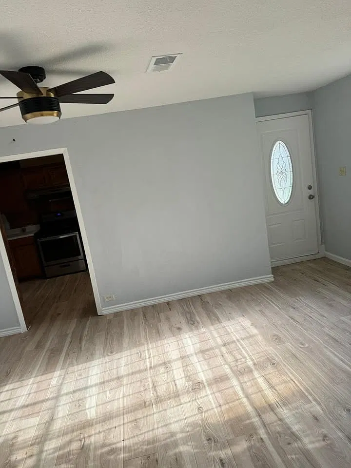 4 bed, 1800 sqft, $1,600 — Photo 2