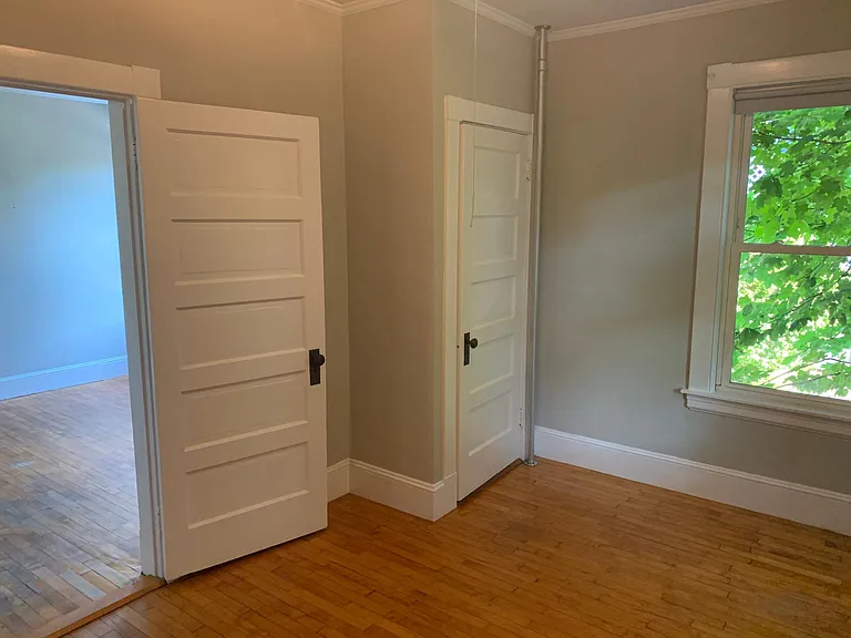 Room 4