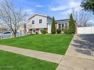 6305 Linstead Rd, Louisville, KY