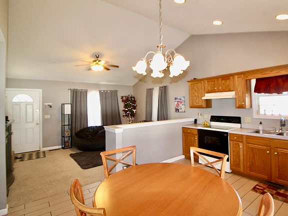 5th image of 289 Windsong Hills Dr