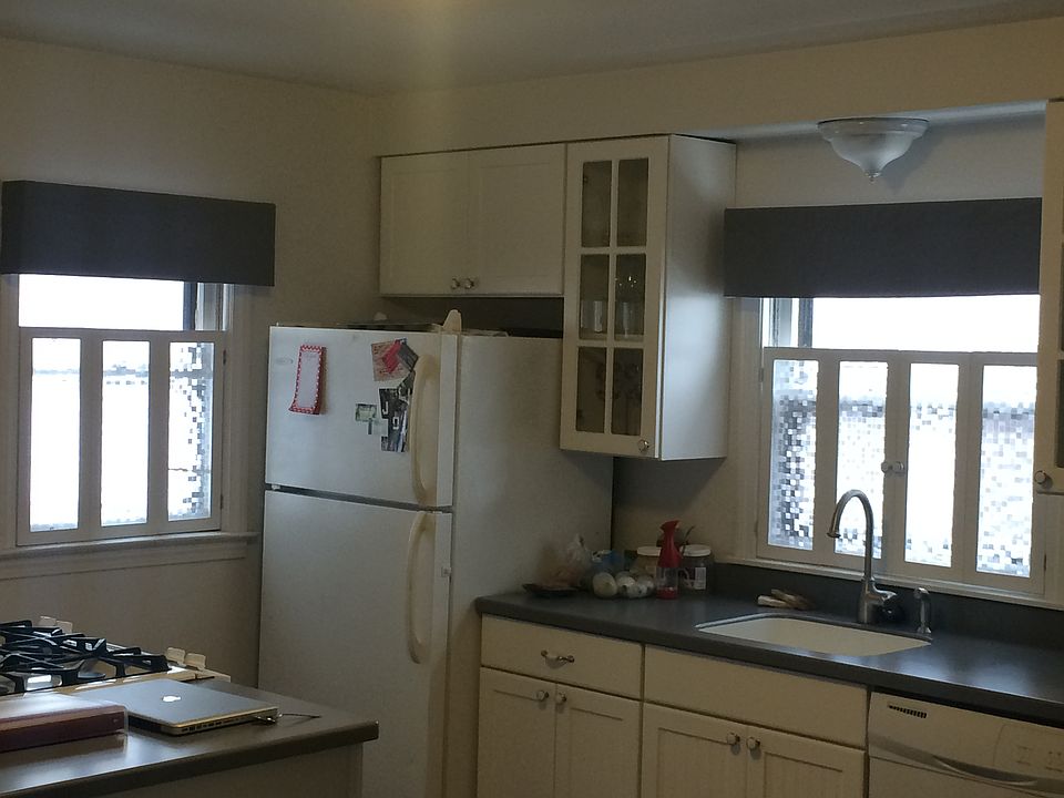 2nd image of 28036 Brush St