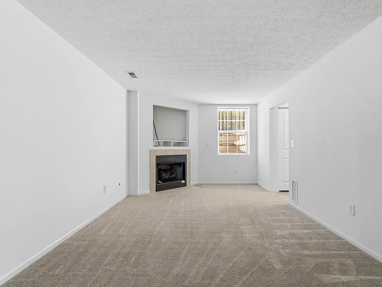 1113 Green Knoll Dr — Photo 30