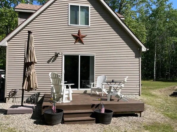 1766 N Dorr Rd, Merritt, MI 49667