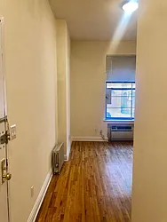 Rented by Urban Real Estate Inc