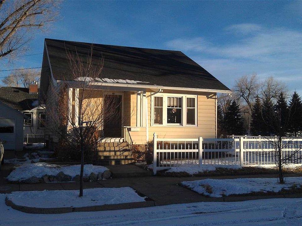 1st image of 419 E Ord St