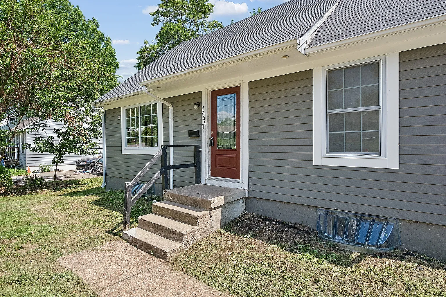 3 bed, 1280 sqft, $1,600 — Photo 2