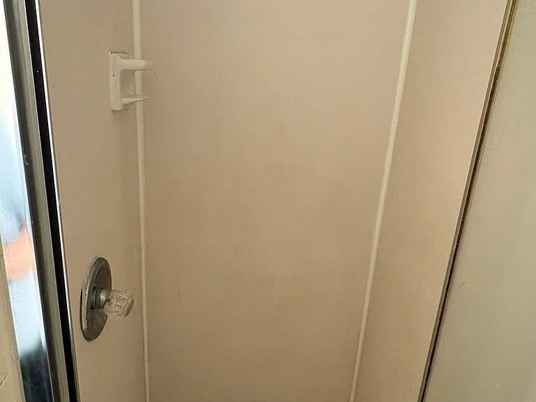 2101 Ottawa St — Photo 103
