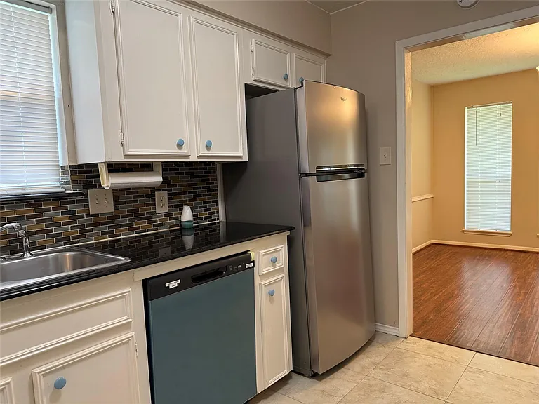 13430 Exton Ln — Photo 17