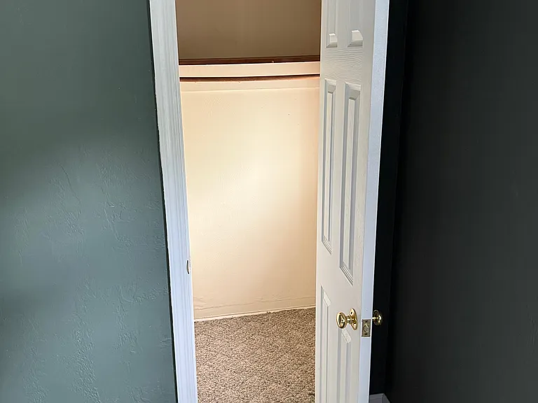 11831 Joan Dr — Photo 19