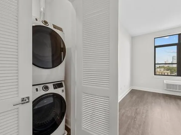 121 34th Street image 202 of 213