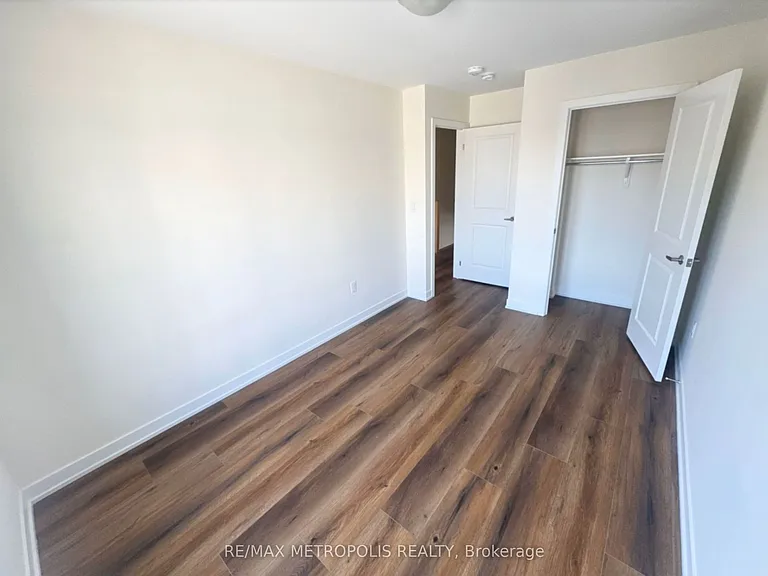1695 Dersan St — Photo 23