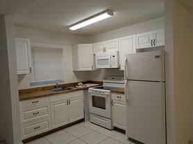 3502 Riverside Dr, Pompano Beach, FL