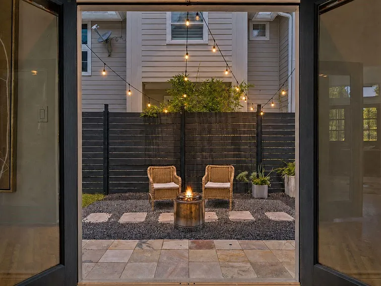 3118 Morrison St — Photo 29