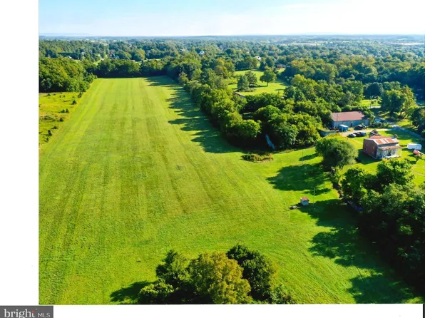 149 Elliott Dr, Martinsburg, WV 25403