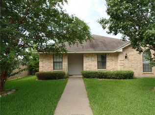 4112 Windswept Dr, College Station, TX 77845