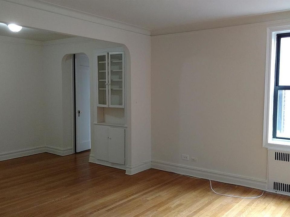 1st image of 6812 Yellowstone Blvd APT 6R