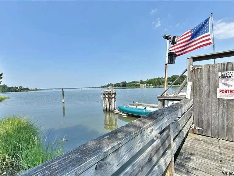 320 E Shore Rd #2A — Photo 19