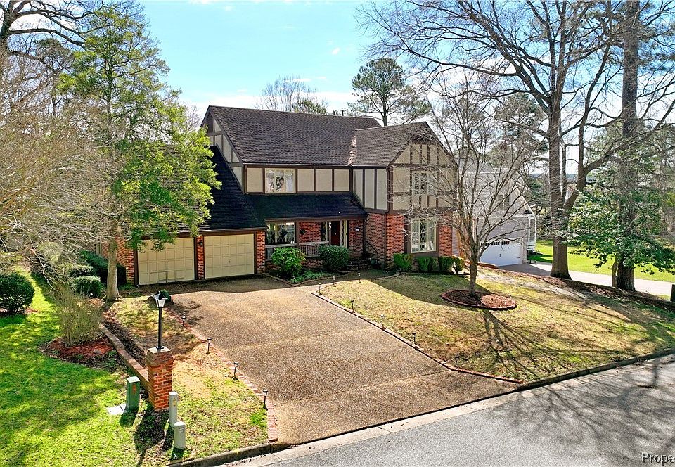 1st image of 72 Waterview Dr