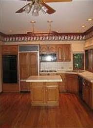 2nd image of 18636 Babler Meadows Dr