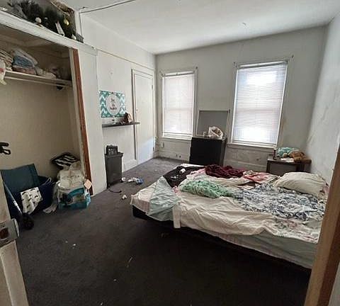 4th image of 1812 E Orleans St