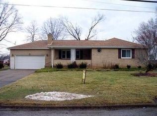 620 Robinson Rd, Campbell, OH 44405