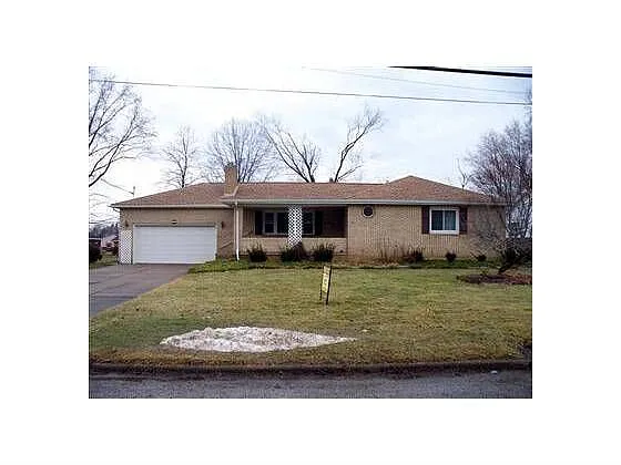 620 Robinson Rd photo 1