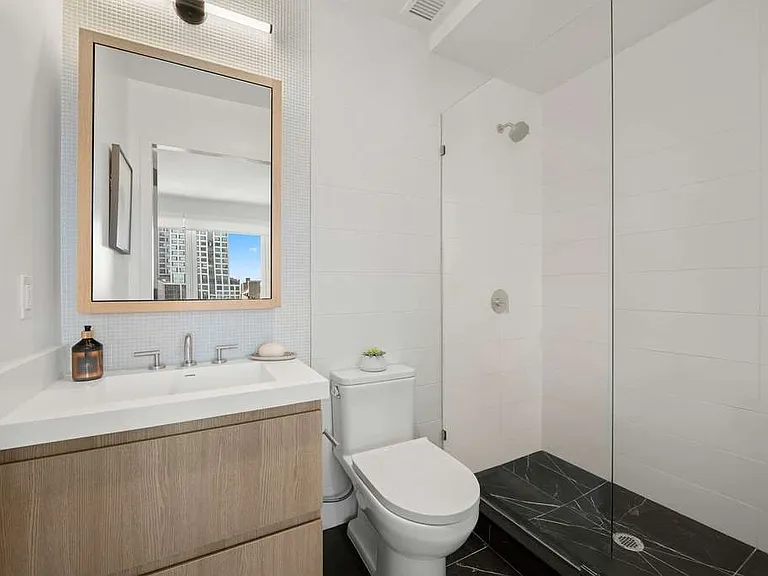 425 Summit Ave — Photo 27