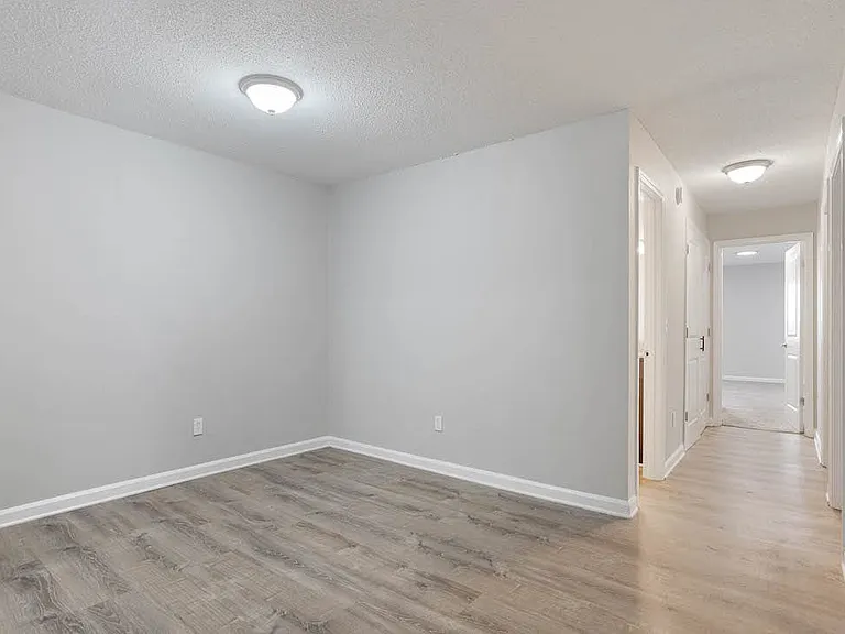 The Onyx Hoover Apartments — Photo 66