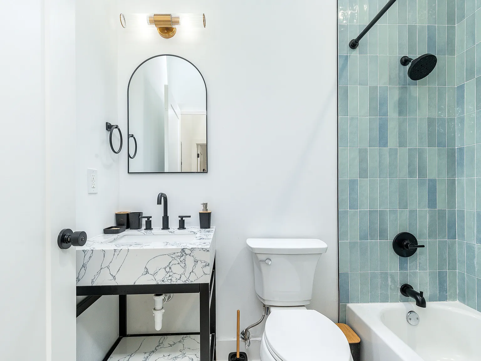 1 bed, $3,000 — Photo 4