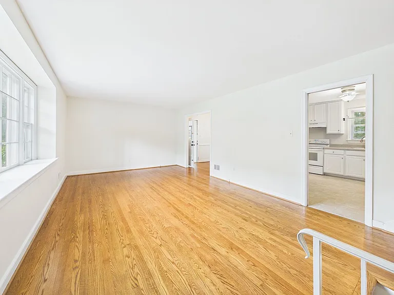 9321 W Huguenot Rd — Photo 7