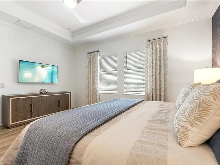 13528 Blue Bay Cir — Photo 10