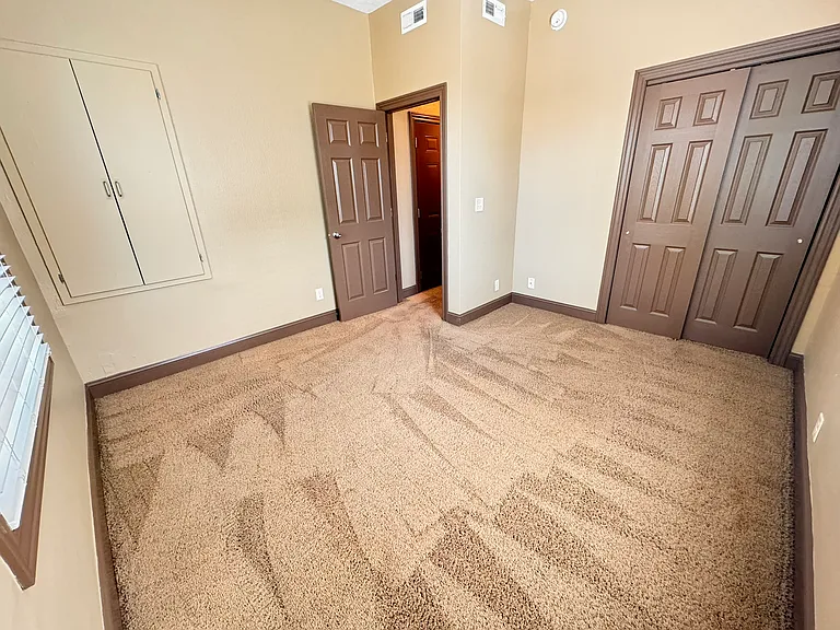 814 S 14th St #4 — Photo 9