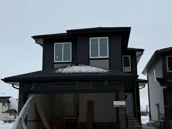 4907 17th Ave SW, Edmonton, AB T6X 1X8